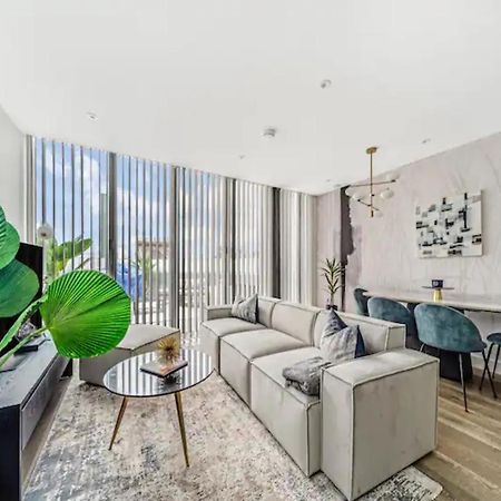 Apartament Pass The Keys Penthouse Oasis In Trendy Fulham Londyn Zewnętrze zdjęcie