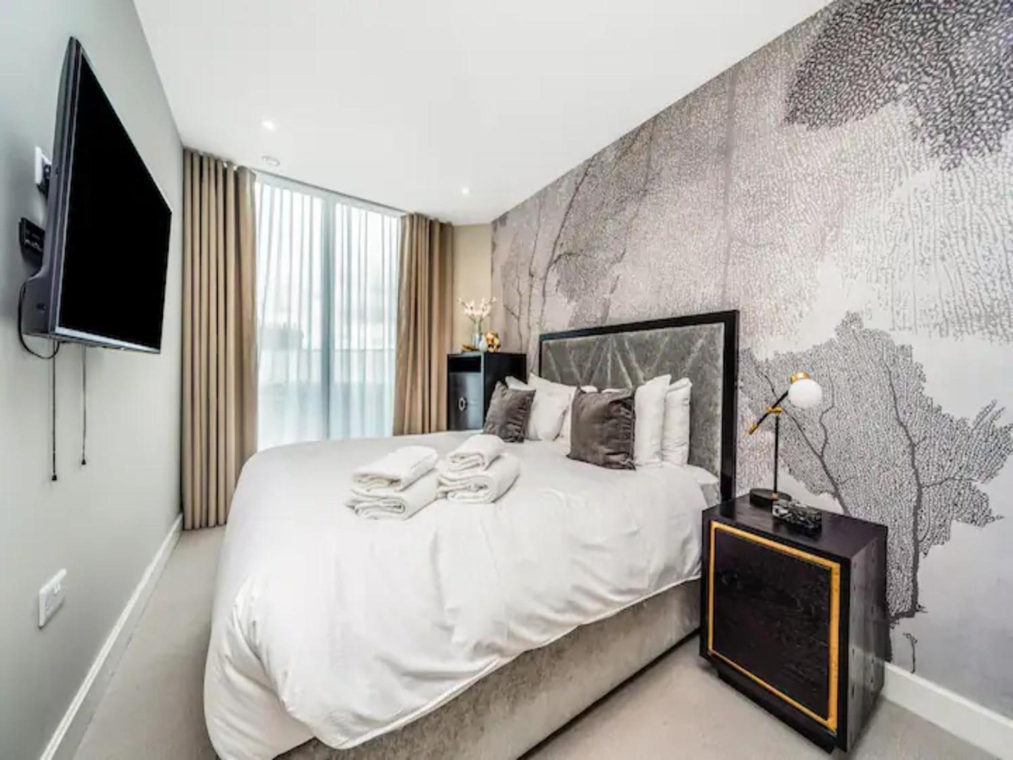 Apartament Pass The Keys Penthouse Oasis In Trendy Fulham Londyn Zewnętrze zdjęcie