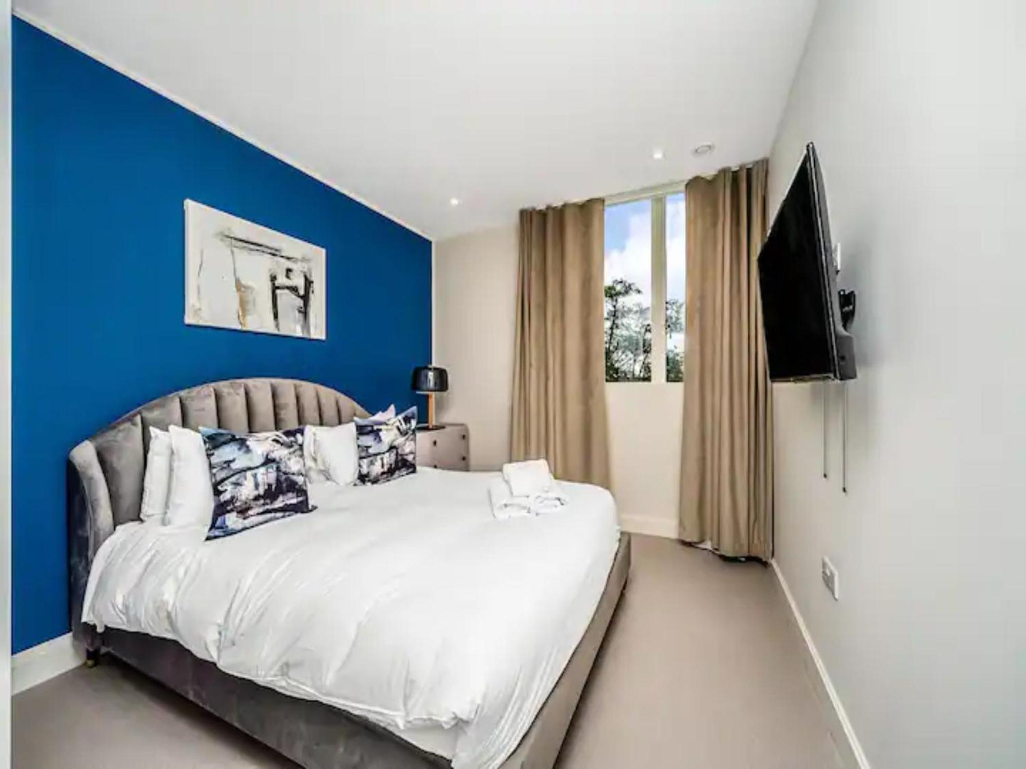 Apartament Pass The Keys Penthouse Oasis In Trendy Fulham Londyn Zewnętrze zdjęcie